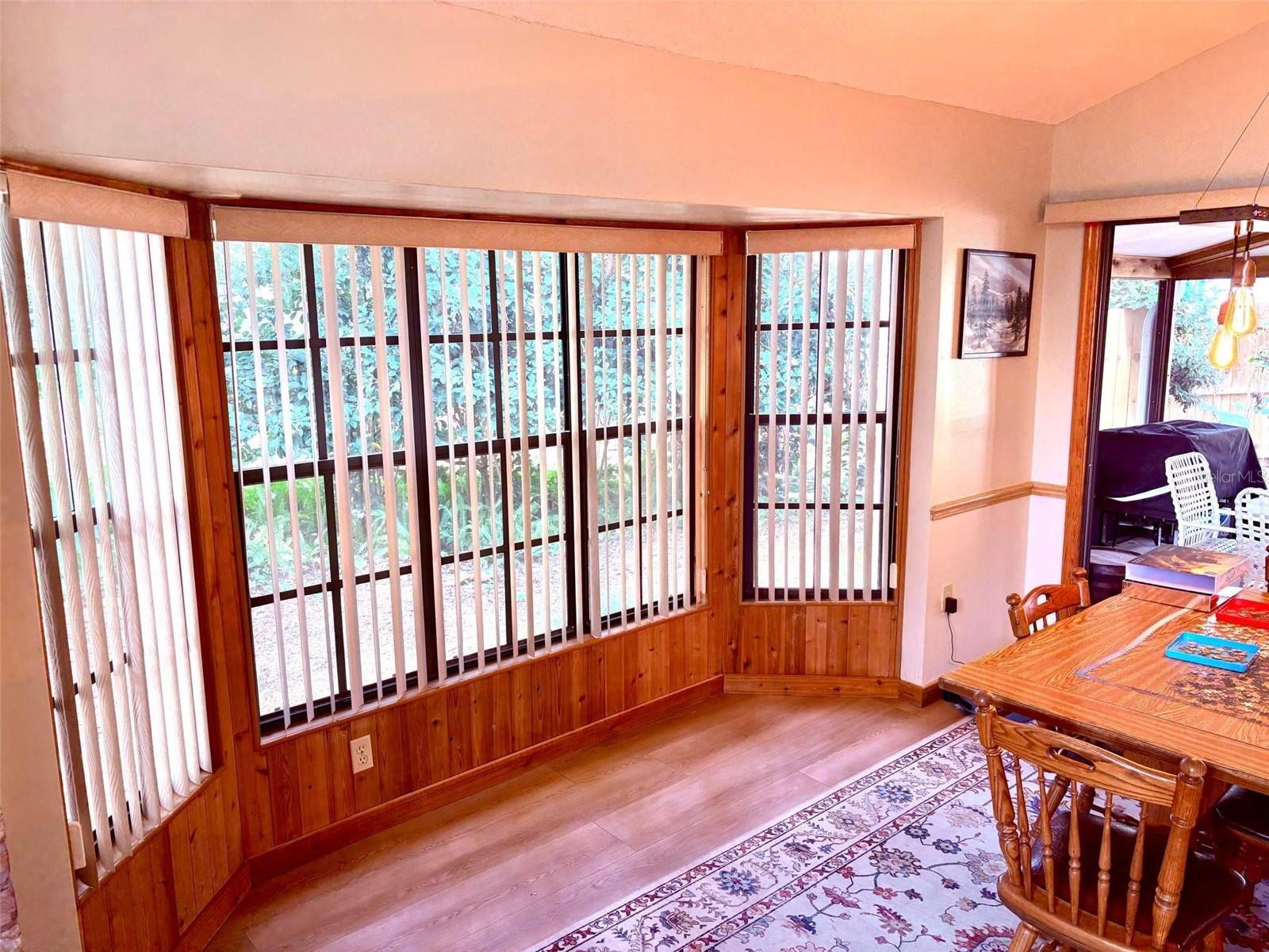 LAKE FOREST SUB - Residential