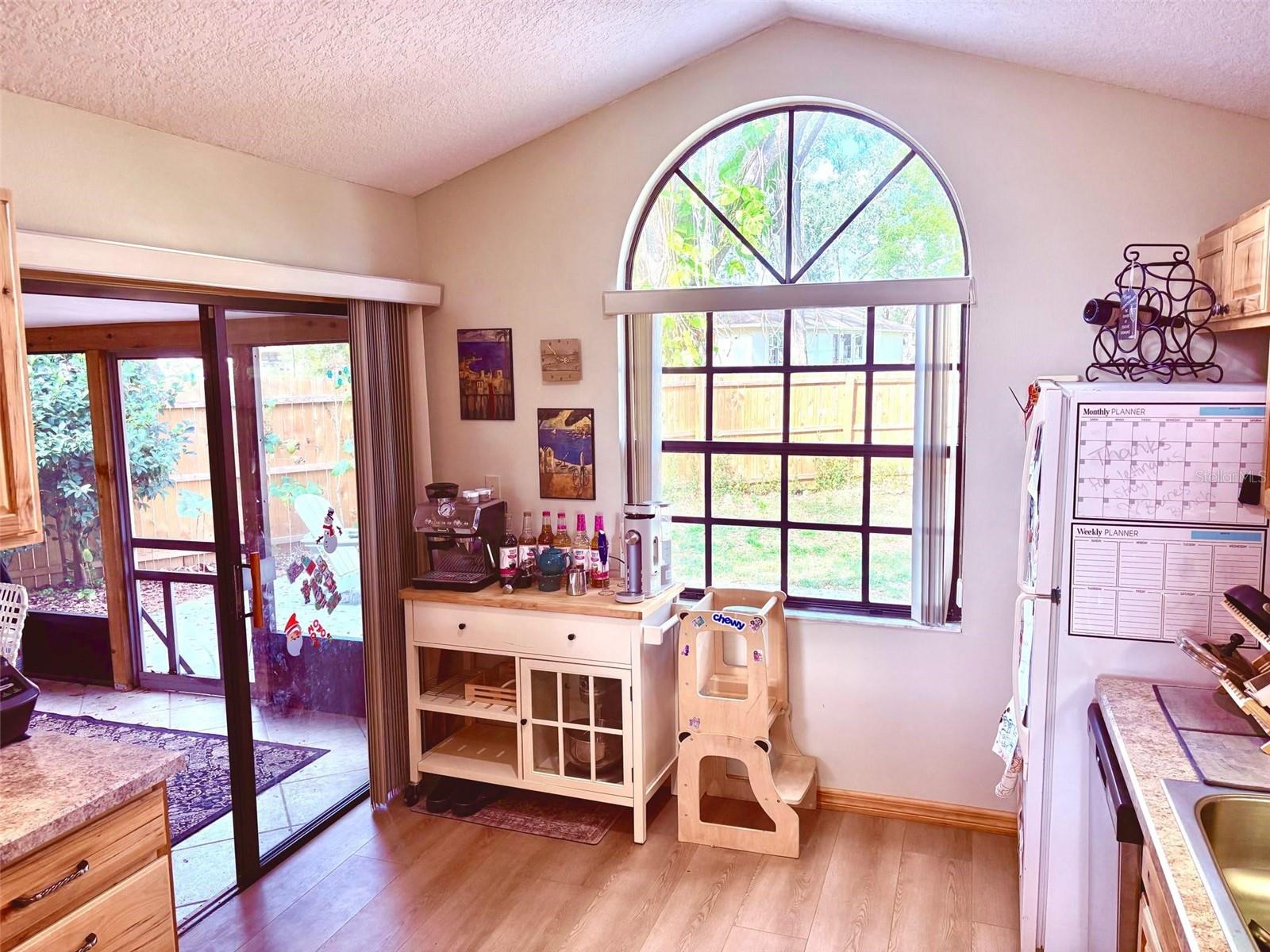 LAKE FOREST SUB - Residential