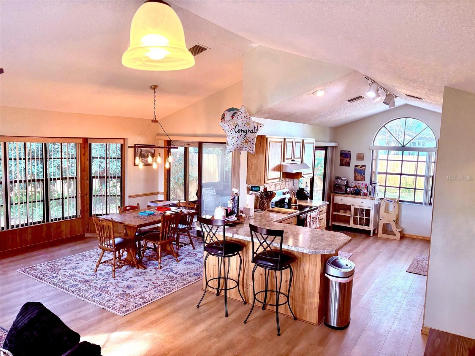 LAKE FOREST SUB - Residential