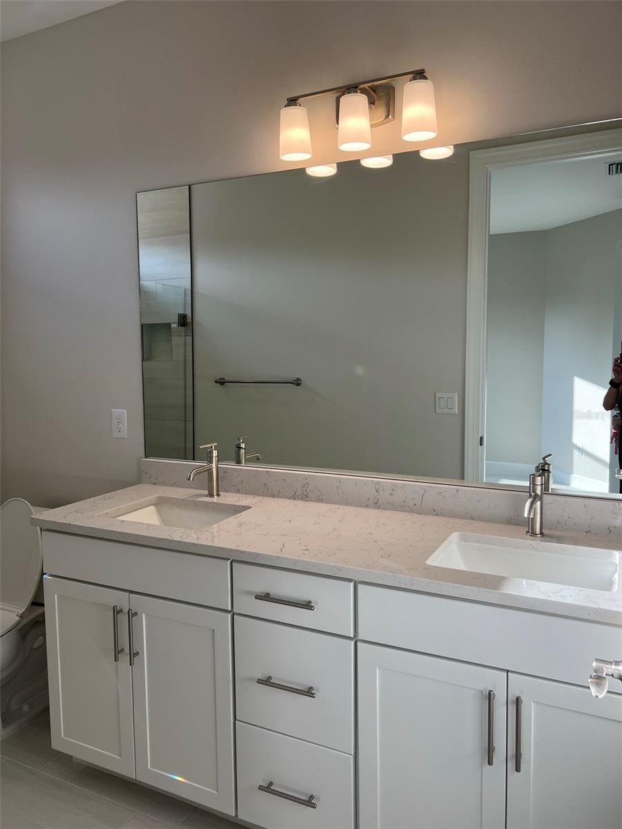 TALON PRESERVE PH 4 - Residential Lease