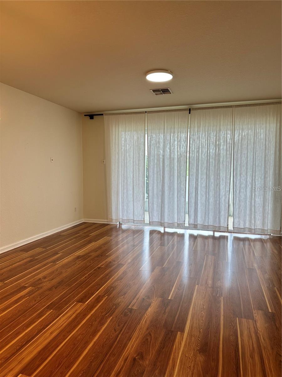 BRIGHTON TWNHMS - Residential Lease