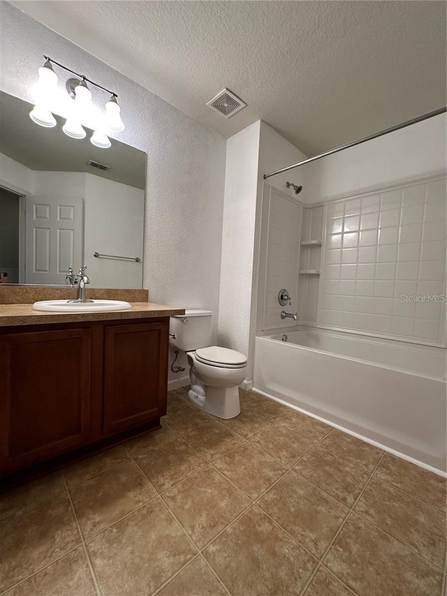 BRIGHTON TWNHMS - Residential Lease