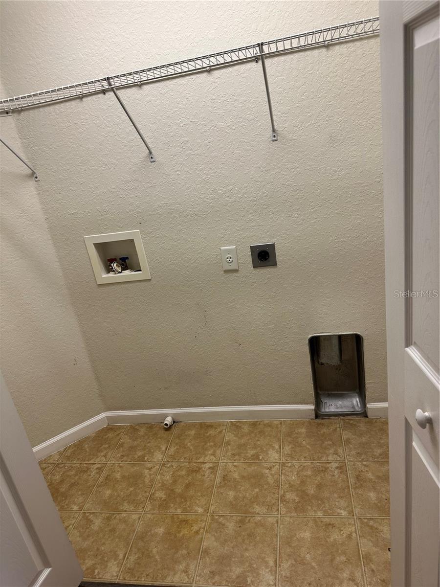 BRIGHTON TWNHMS - Residential Lease