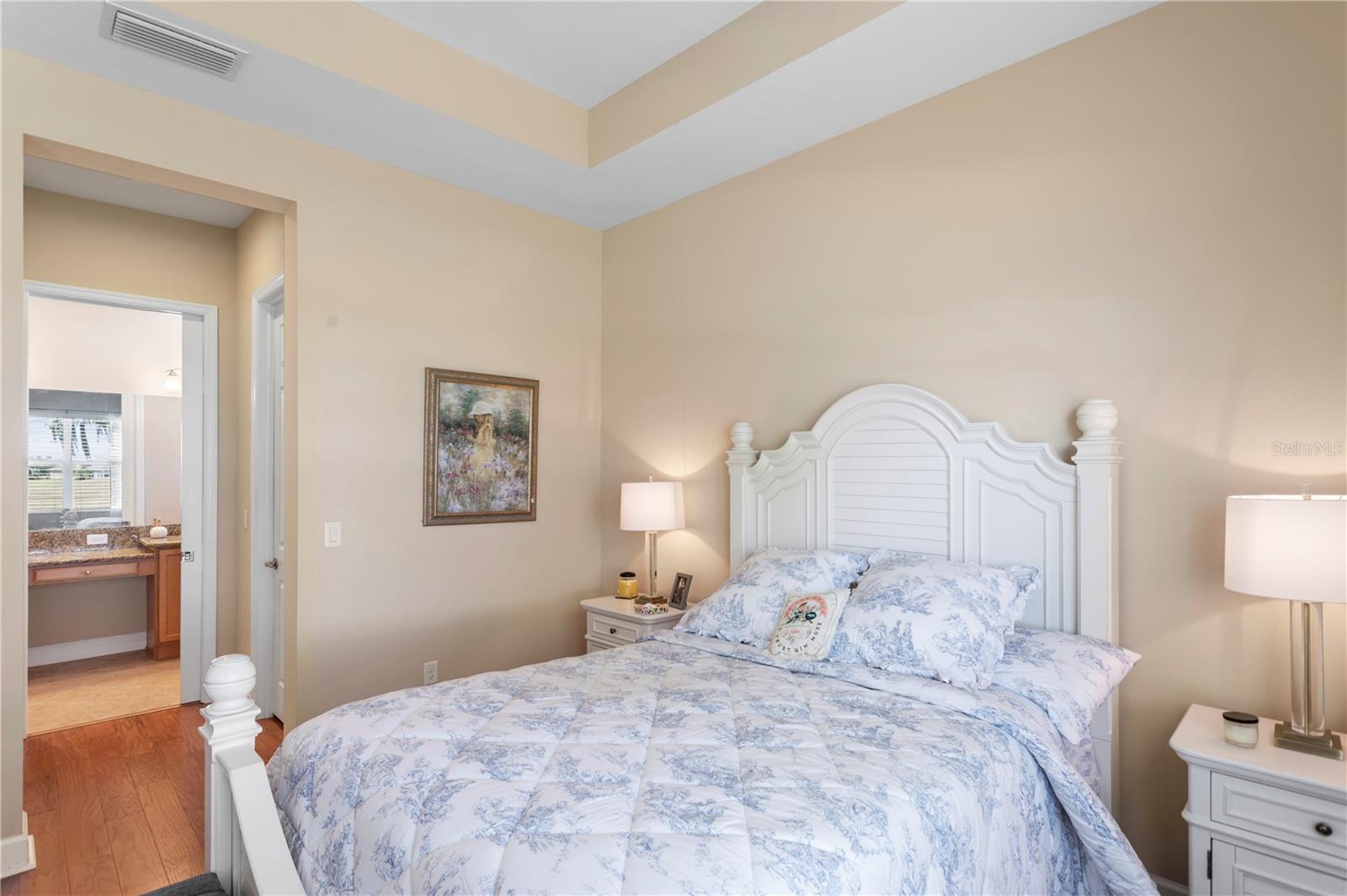 MAPLEWOOD CONDO - Residential