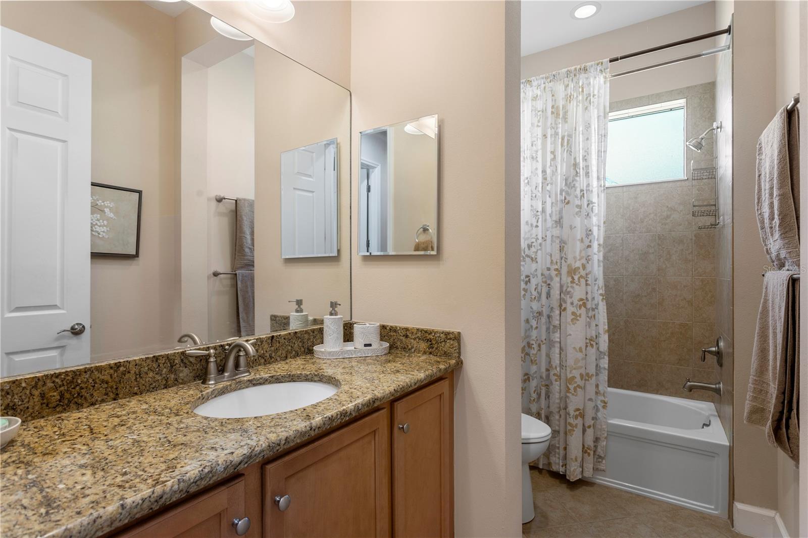 MAPLEWOOD CONDO - Residential