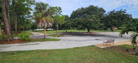 11501 WALKER AVENUE SEMINOLE FL 33772