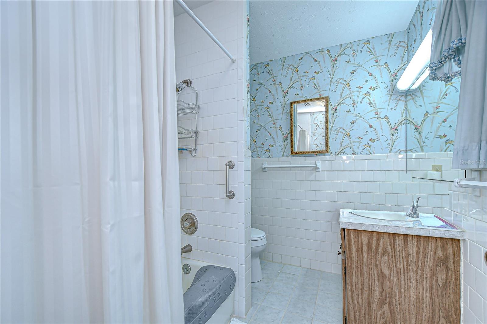 HICKORY HIGHLANDS - Residential