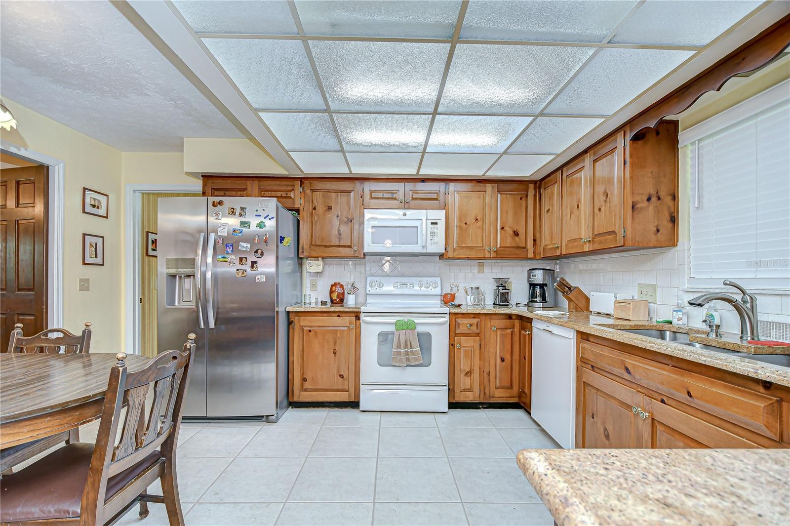 HICKORY HIGHLANDS - Residential