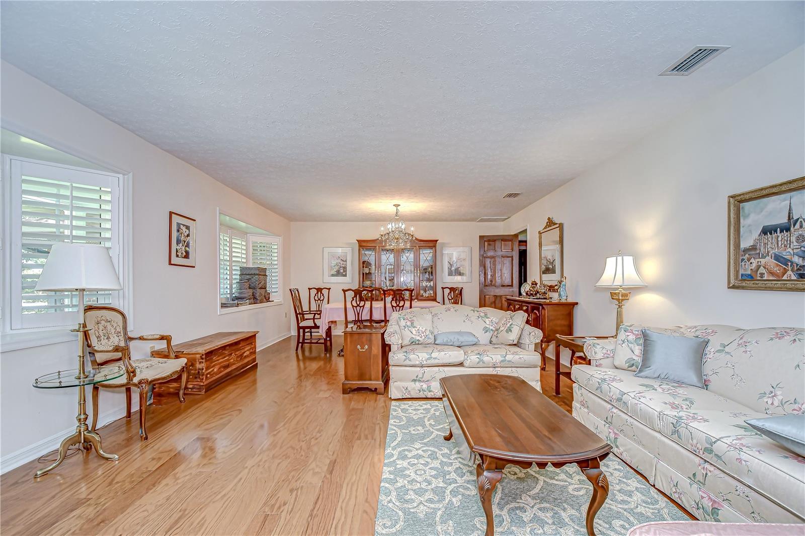 HICKORY HIGHLANDS - Residential