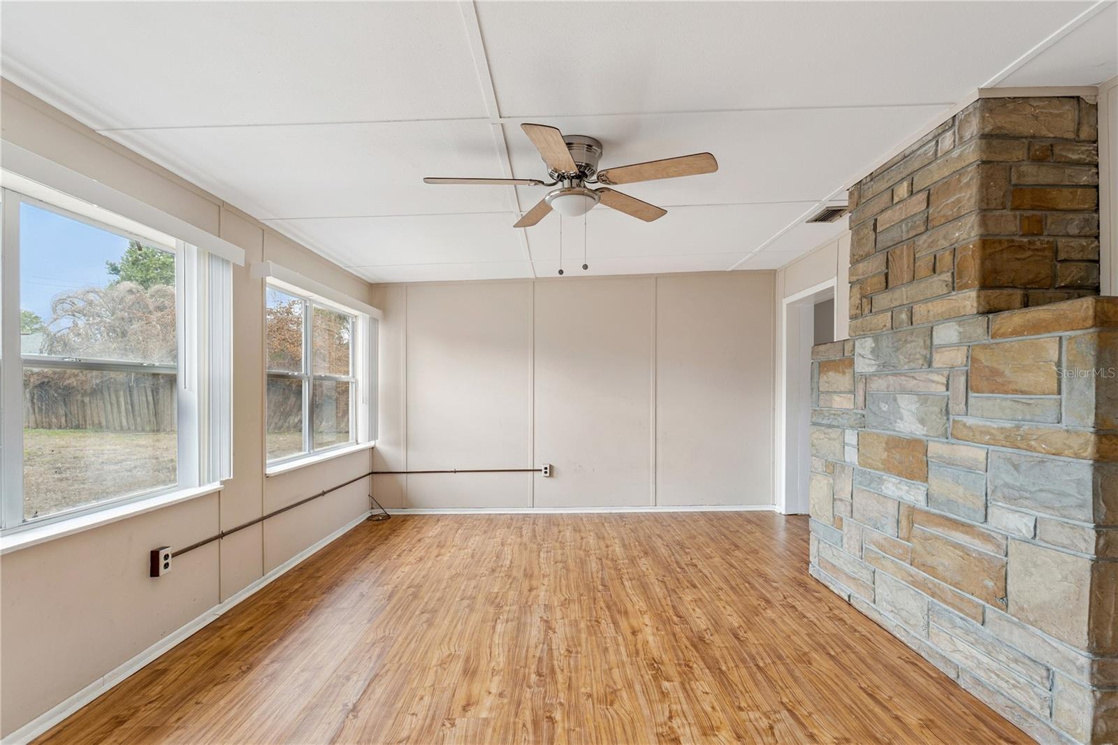 HUTCHINSON ADD - Residential