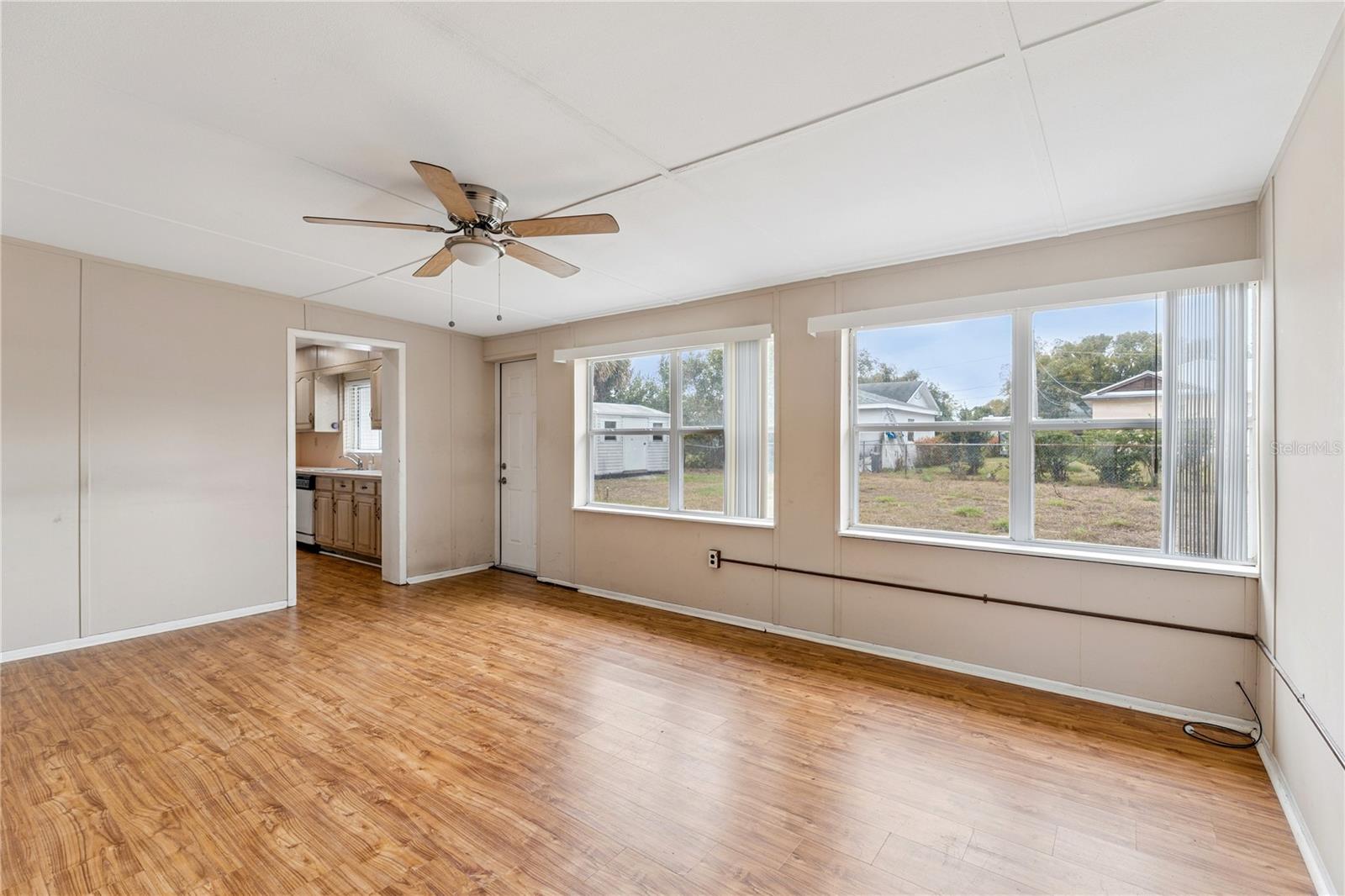 HUTCHINSON ADD - Residential