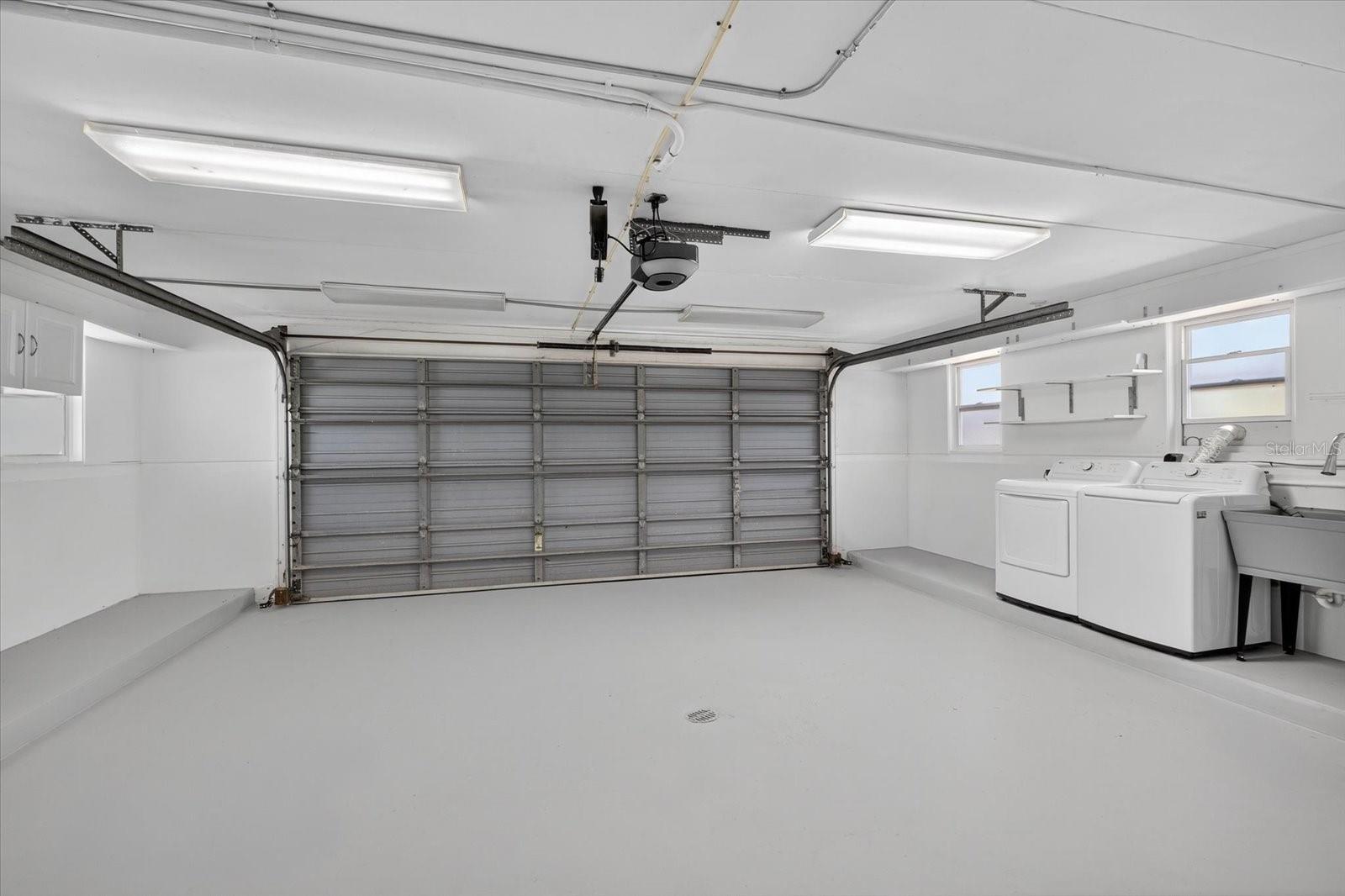 FLOR A MAR - Residential