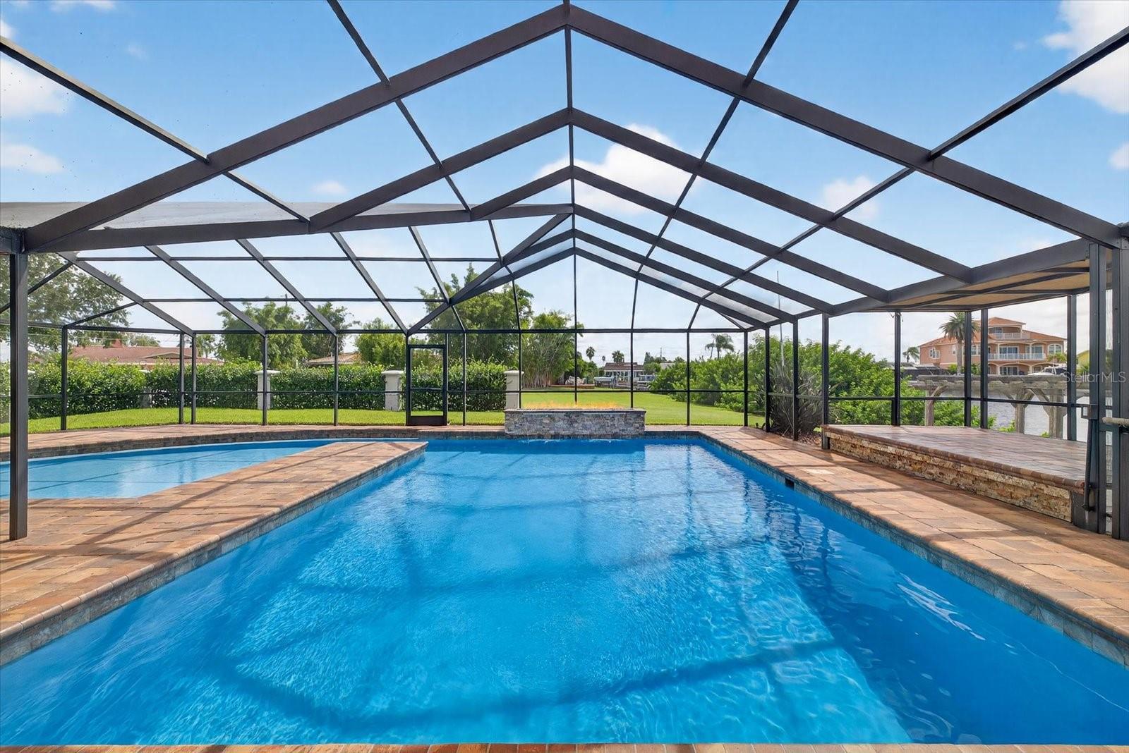 FLOR A MAR - Residential