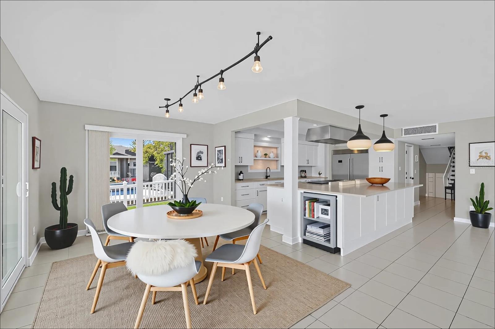 FLOR A MAR - Residential