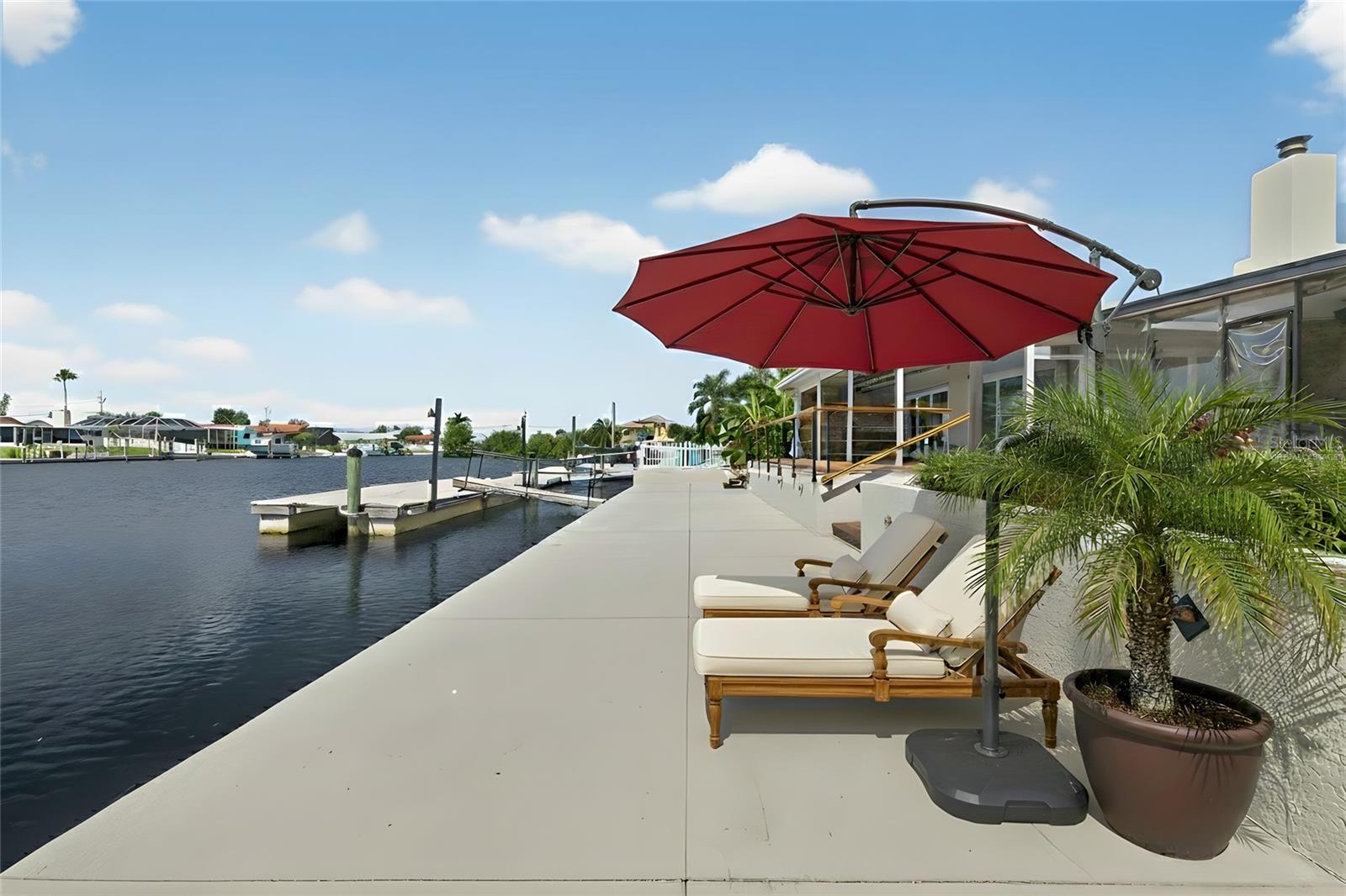 FLOR A MAR - Residential