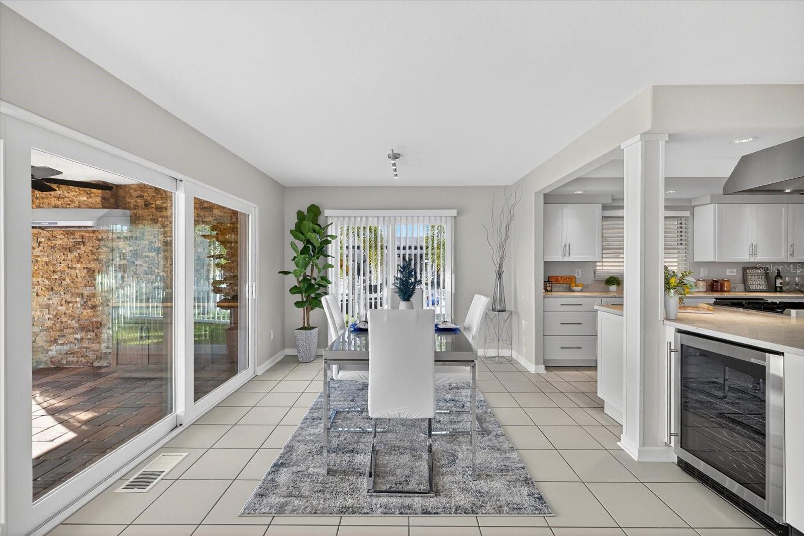 FLOR A MAR - Residential