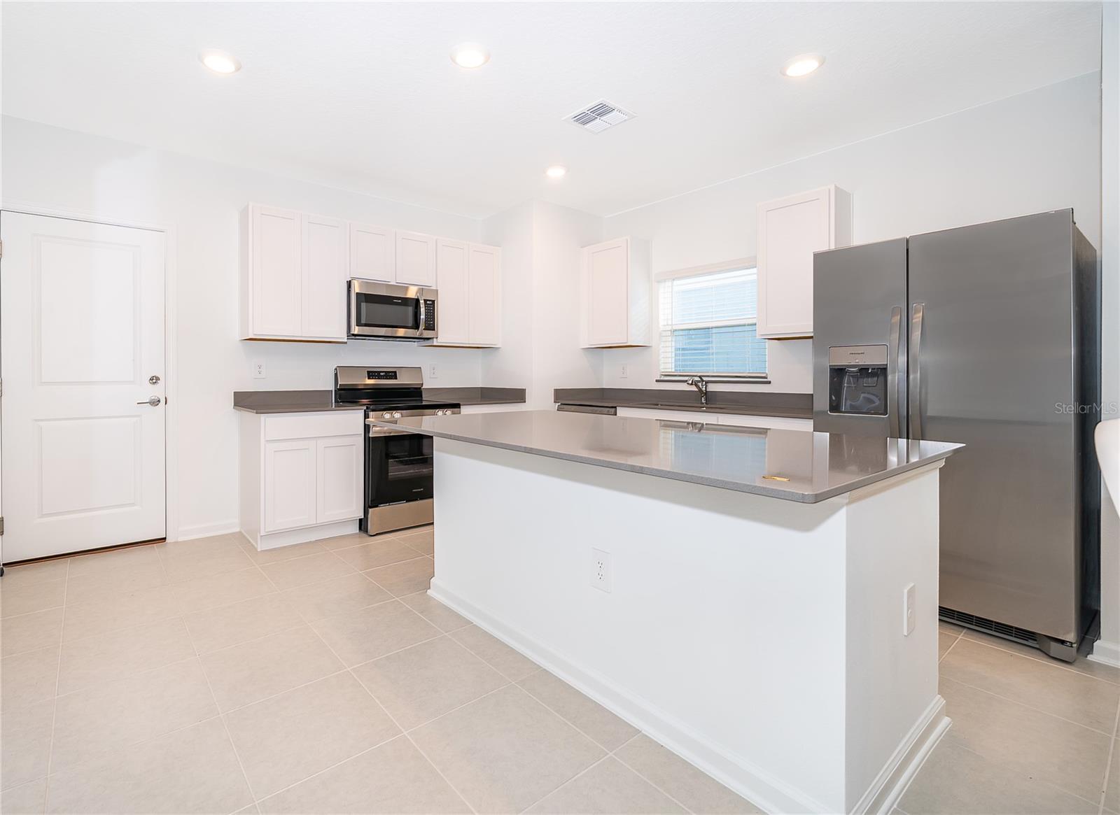 EVERBE 34S - Residential