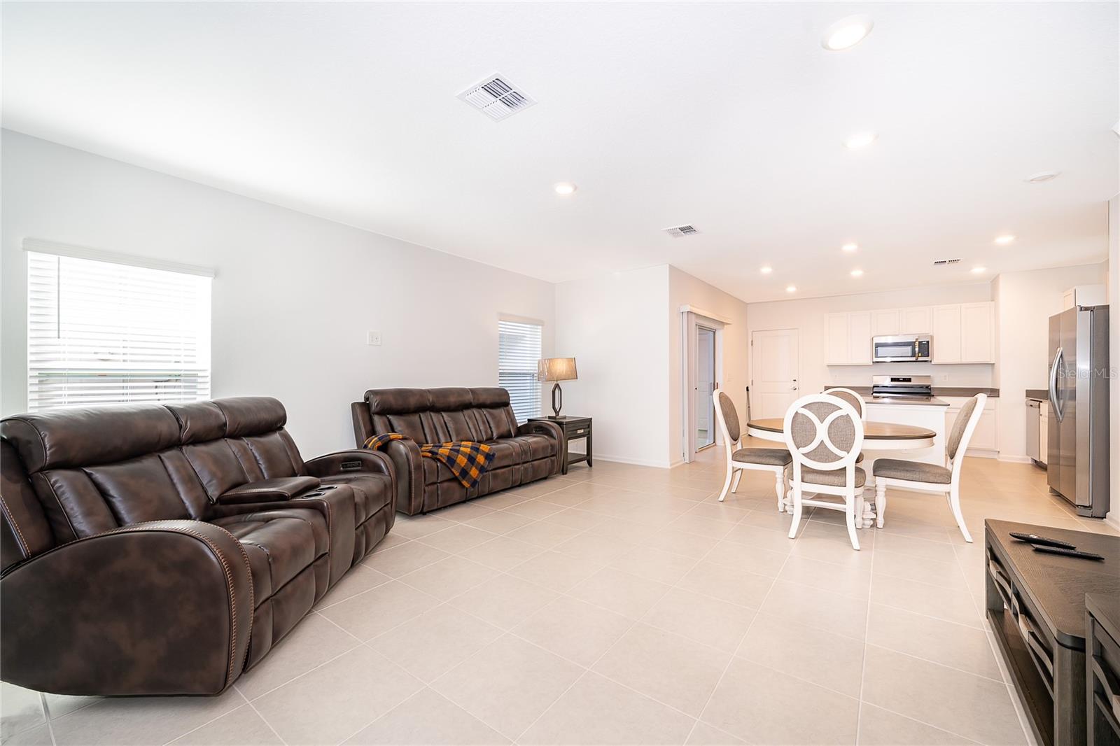 EVERBE 34S - Residential