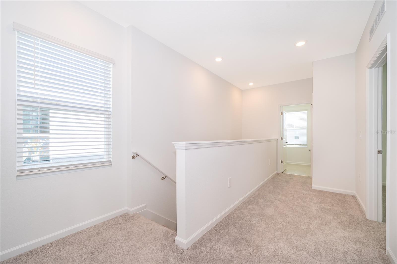 EVERBE 34S - Residential