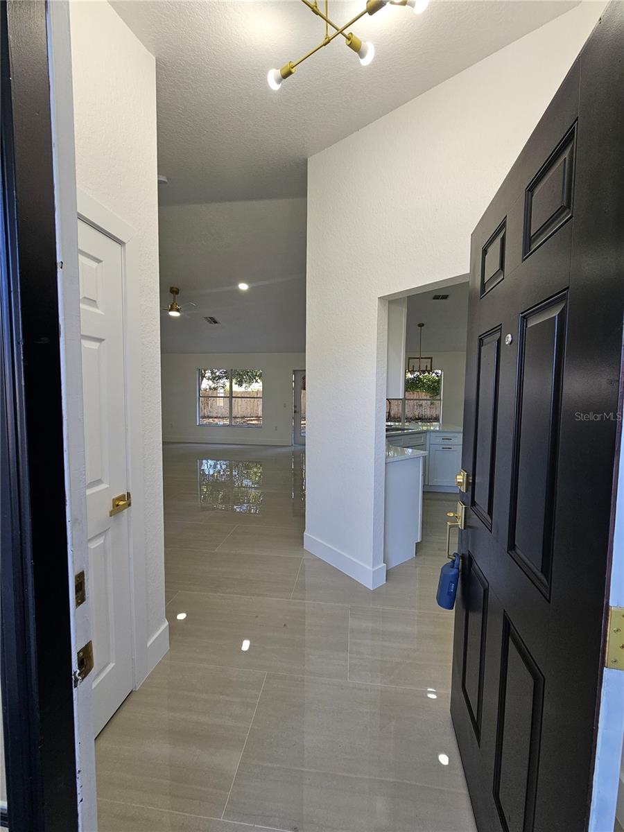 3180 WILTSHIRE AVENUE