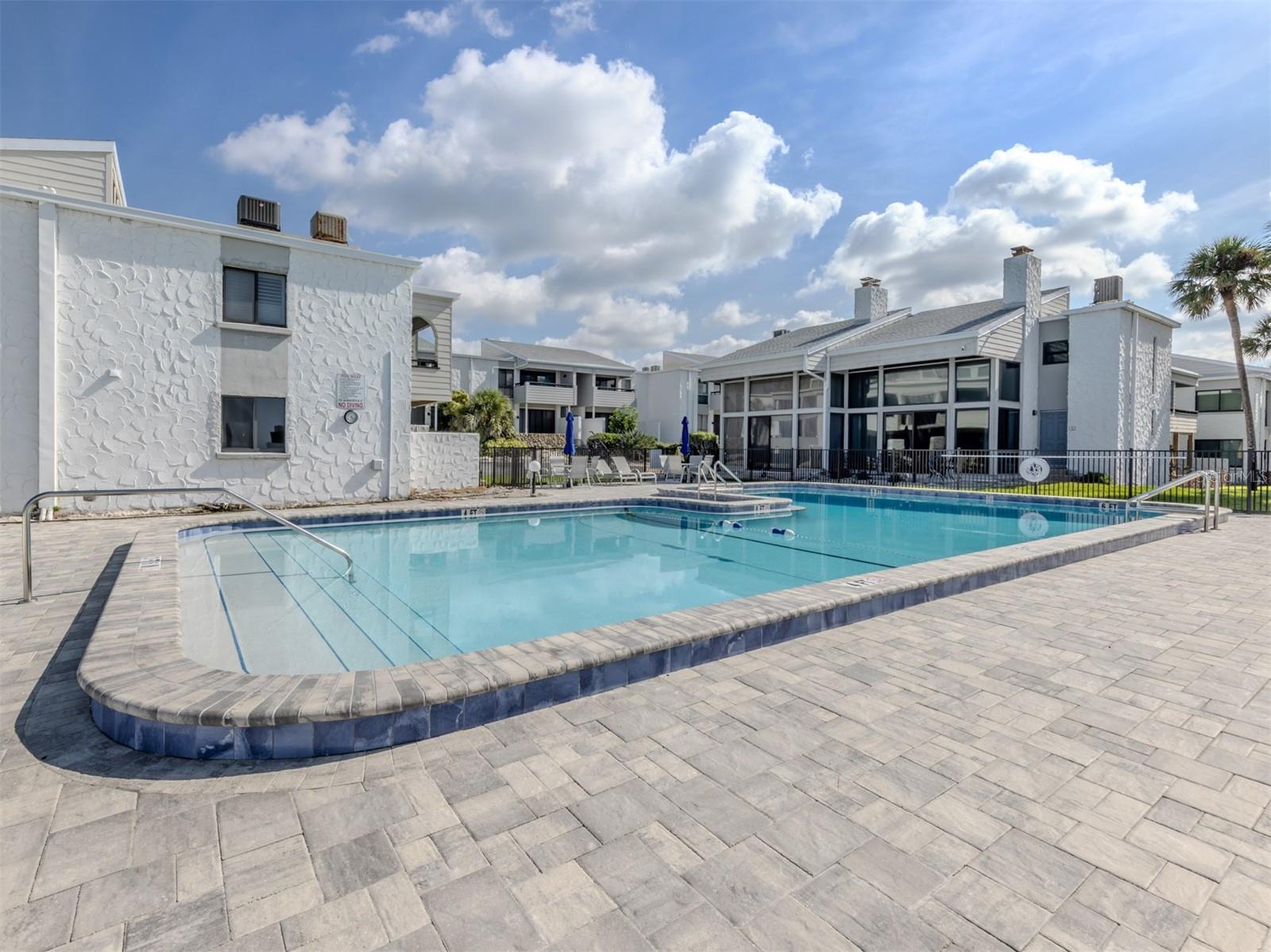 BAHIA VISTA GULF - Residential