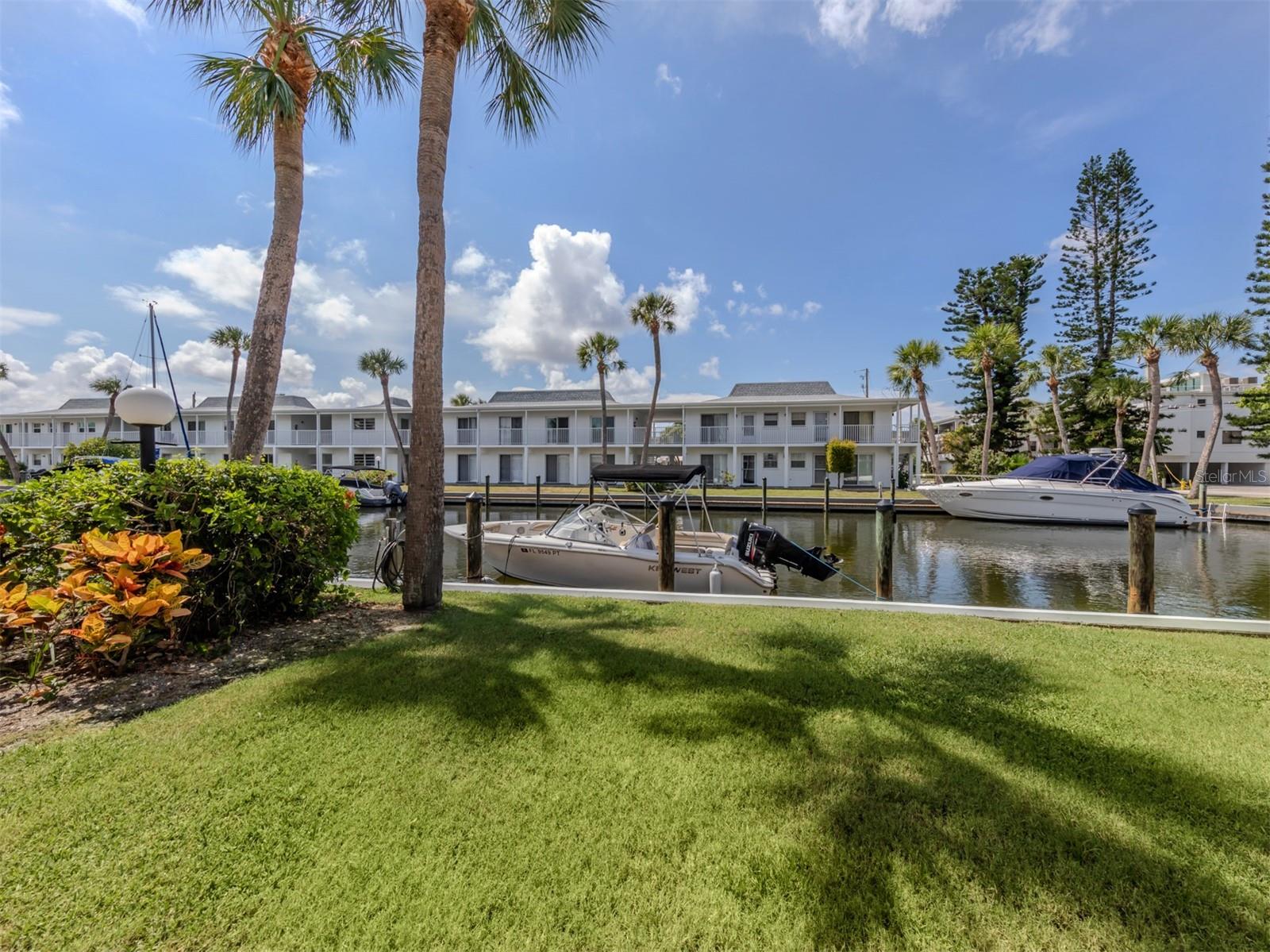 BAHIA VISTA GULF - Residential