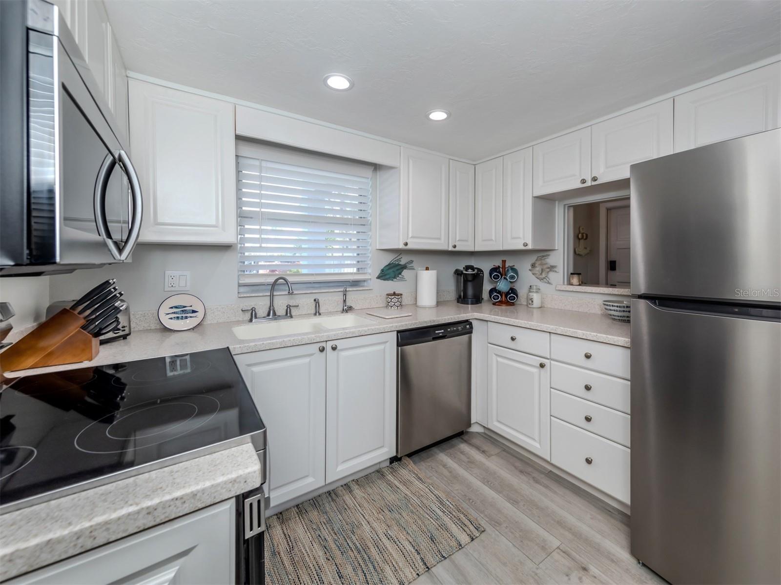 BAHIA VISTA GULF - Residential