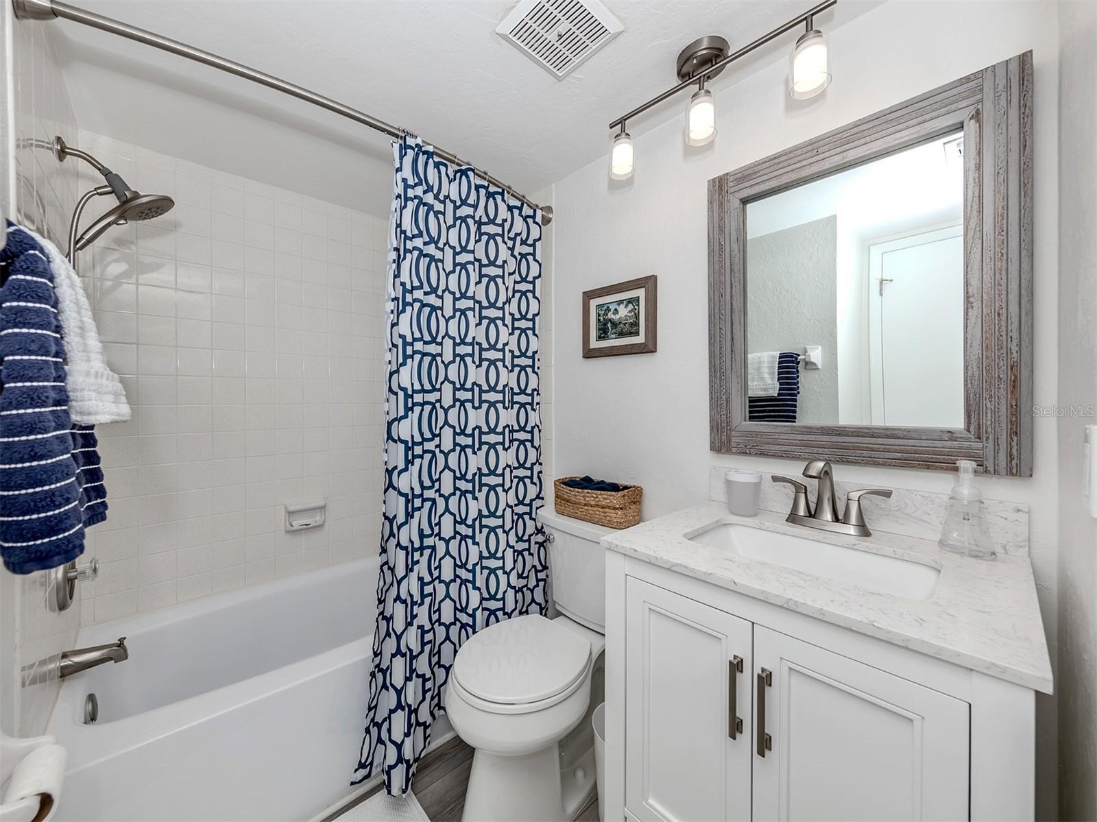 BAHIA VISTA GULF - Residential