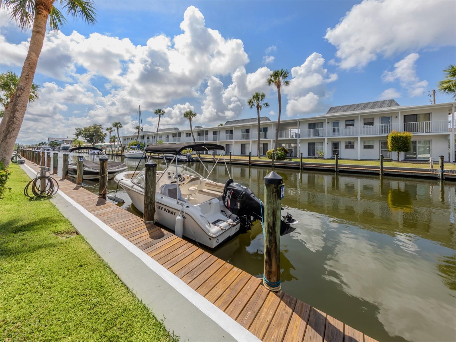 BAHIA VISTA GULF - Residential