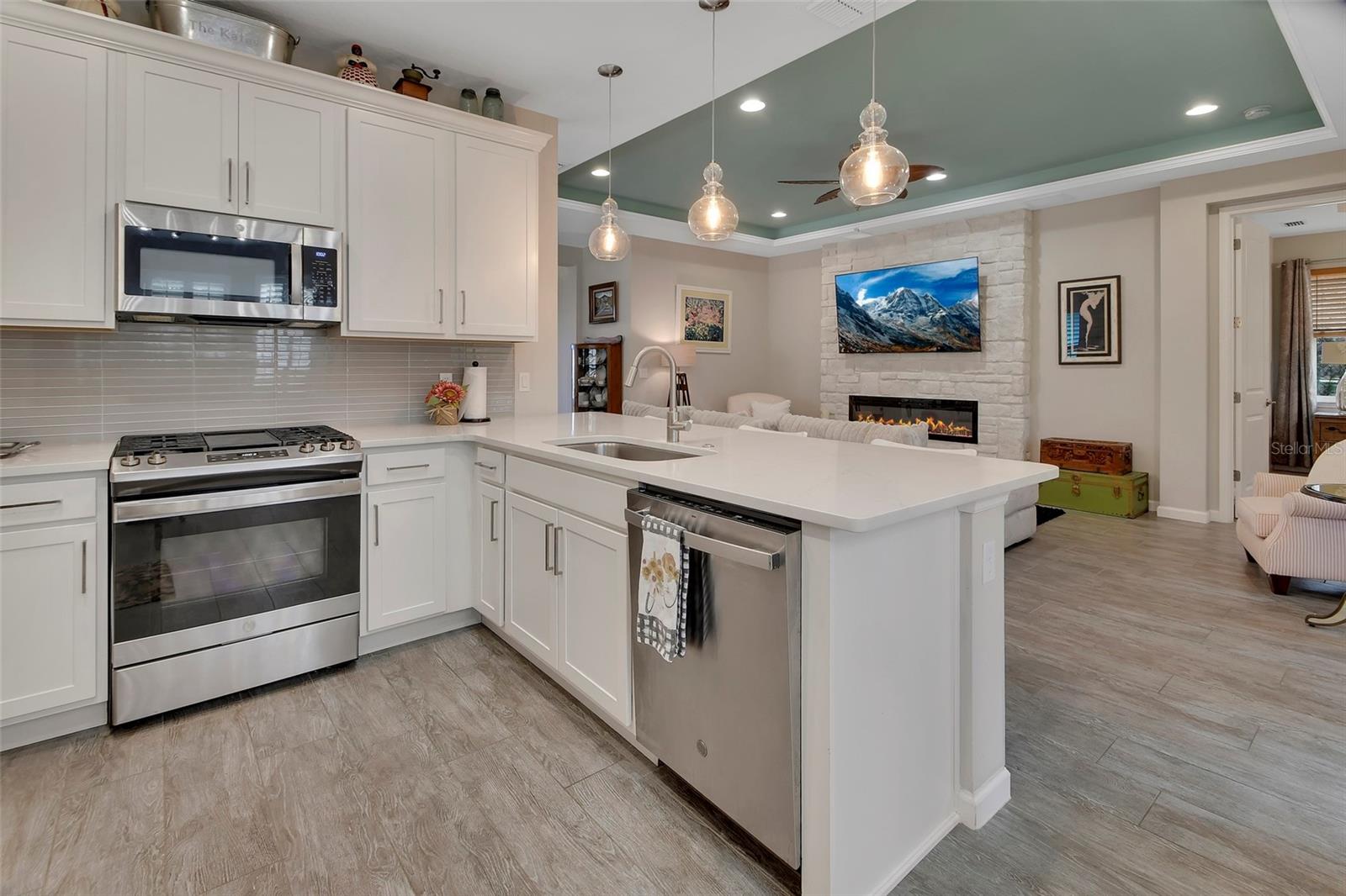 VICTORIA GARDENS PH 8 - Residential