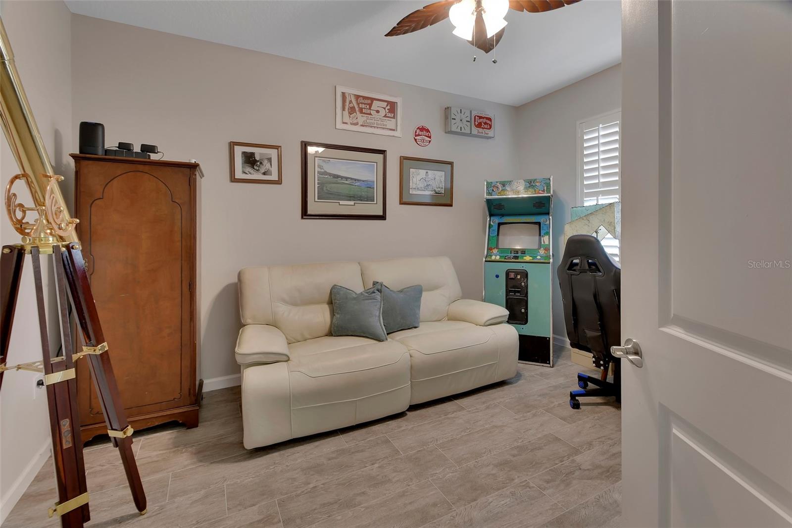 VICTORIA GARDENS PH 8 - Residential