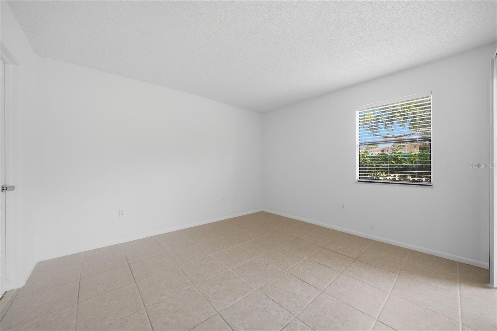 ARBOR GROVE CONDO - Residential