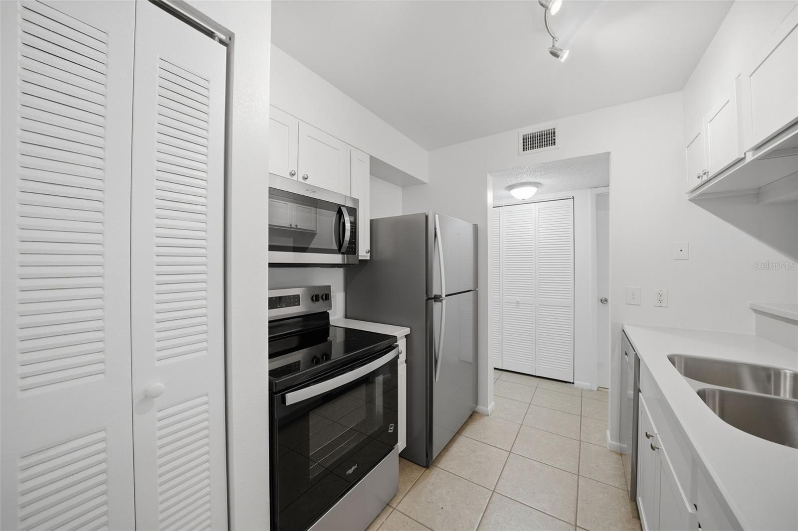 ARBOR GROVE CONDO - Residential