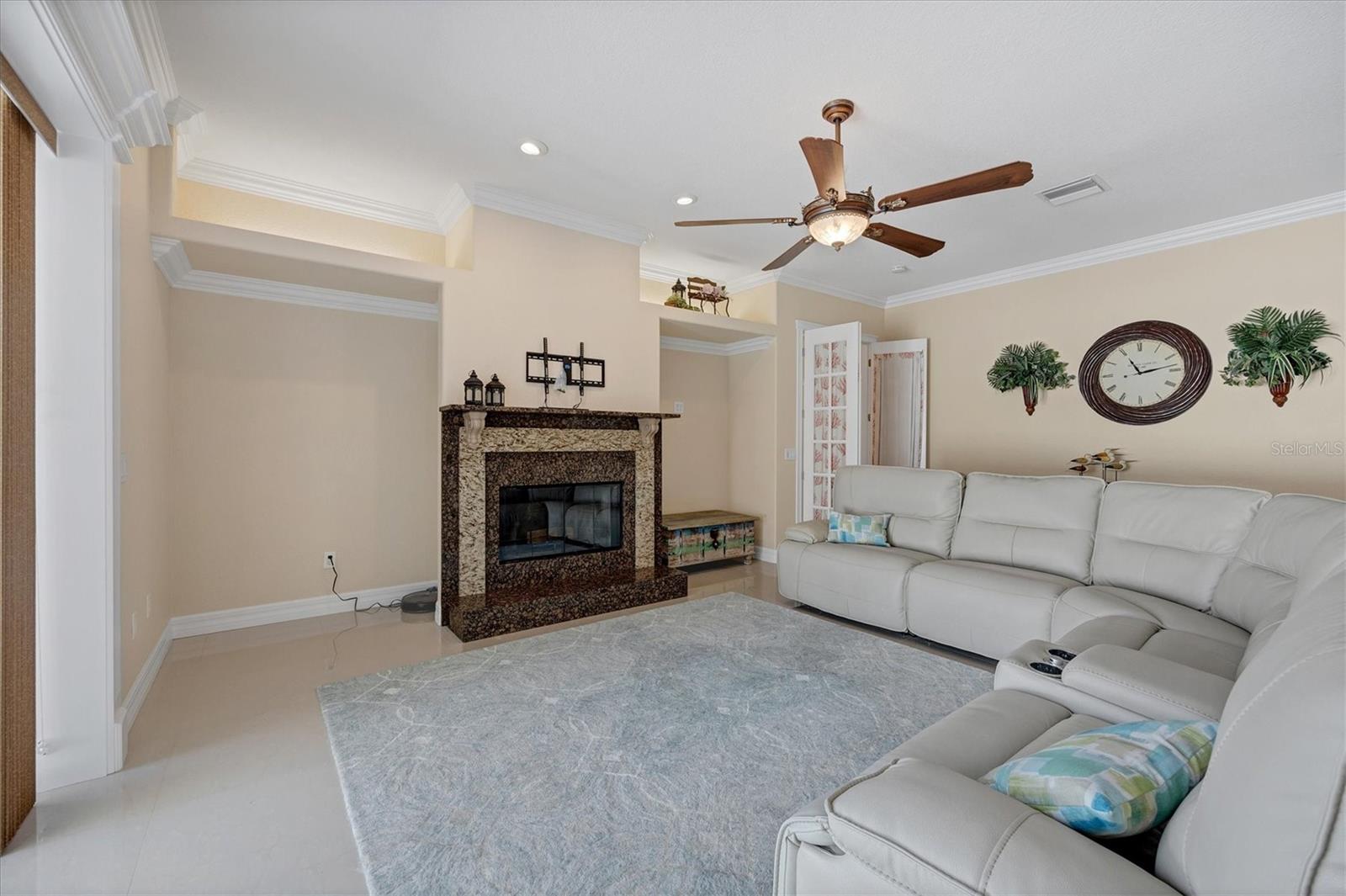 HIDDEN LAKES CLUB PH 1 - Residential