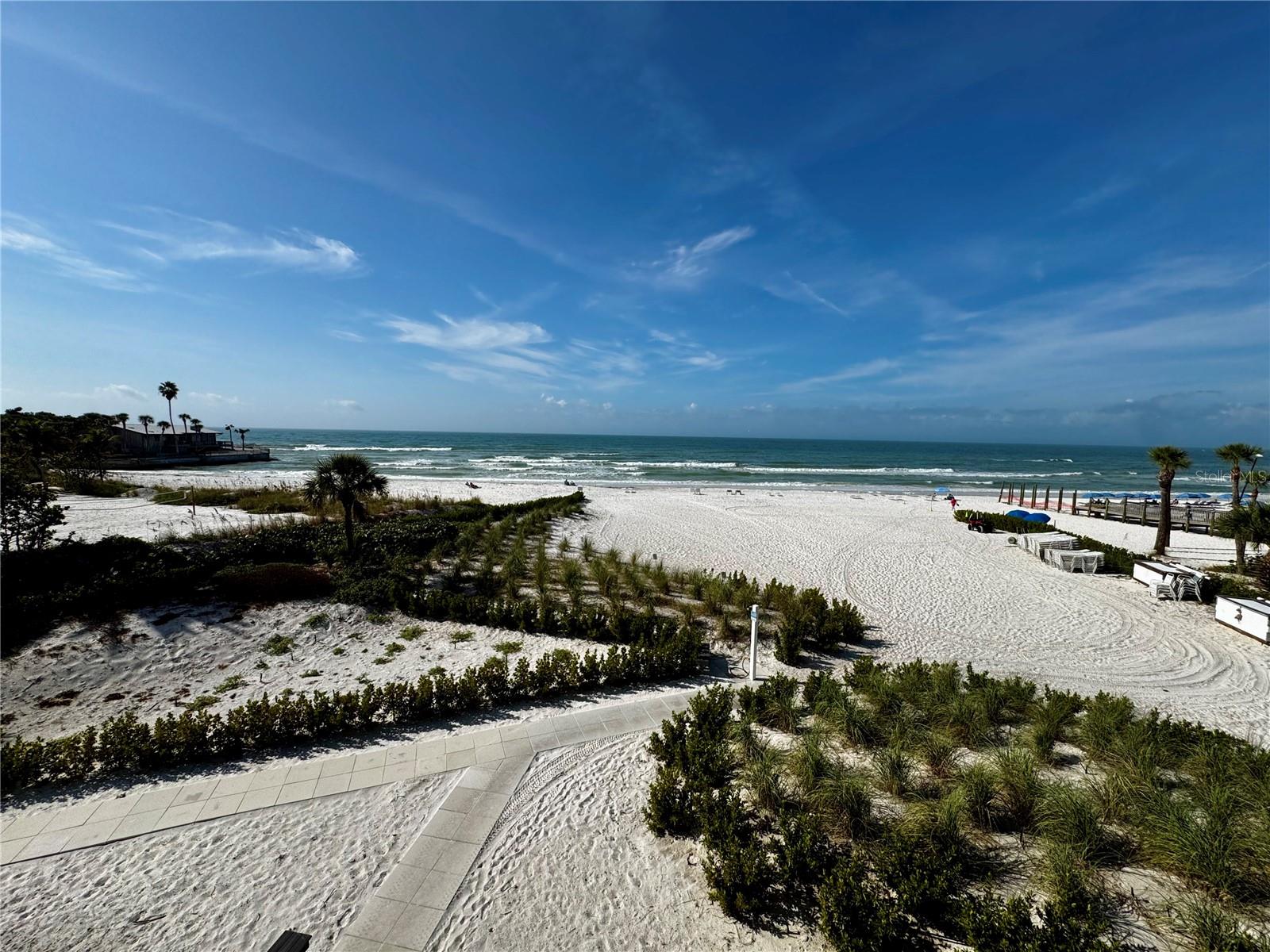 SIESTA SANDS RESORT - Residential