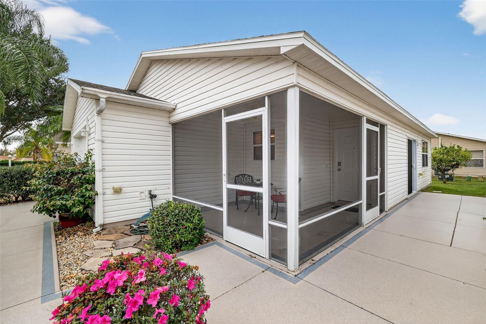 420 CANTERBURY COURT