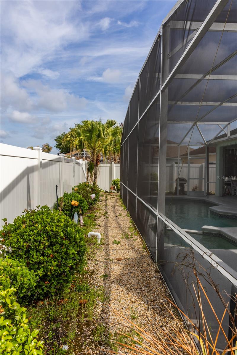 FAIRWAYS LAKE ESTATES - Residential