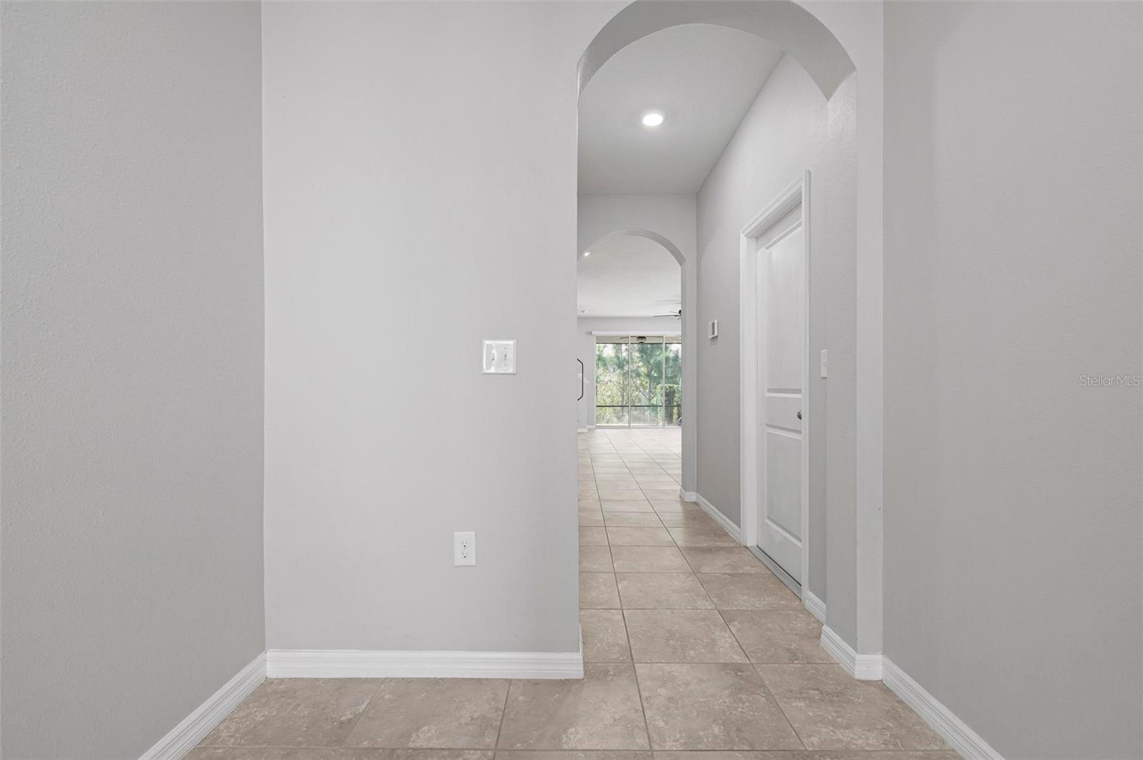 8737 DAYDREAM STREET