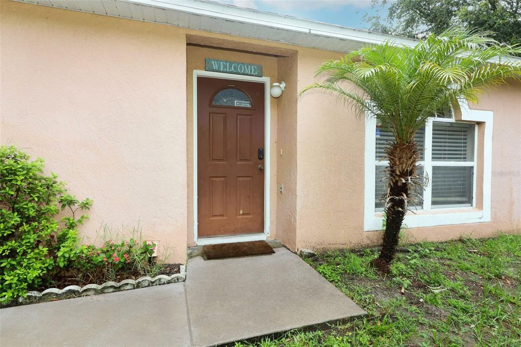 Photo of 519 Beasley Court, Orlando, FL 32807 (MLS # O6390493)