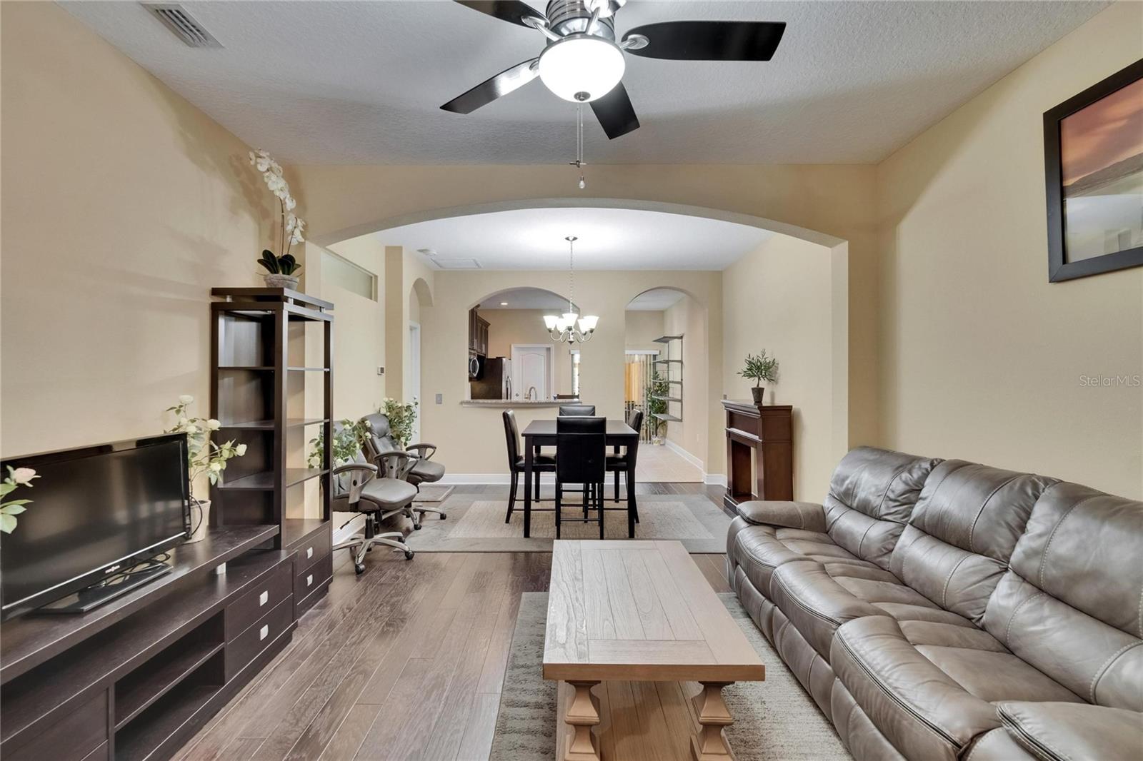 6918 FROG POCKET PLACE