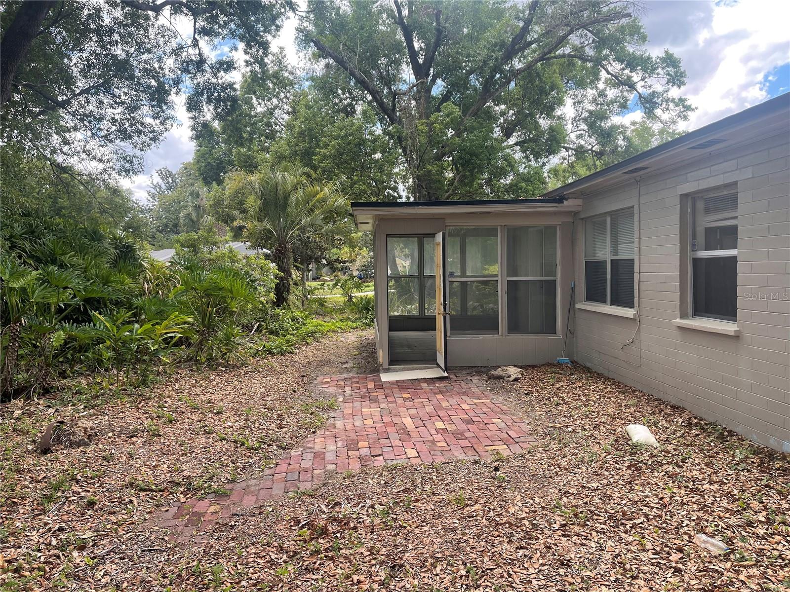 FERN COURT SUB - Residential