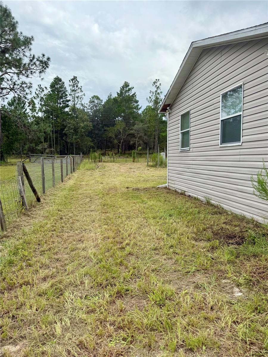 HILLS/FLORIDA WOODS - Residential
