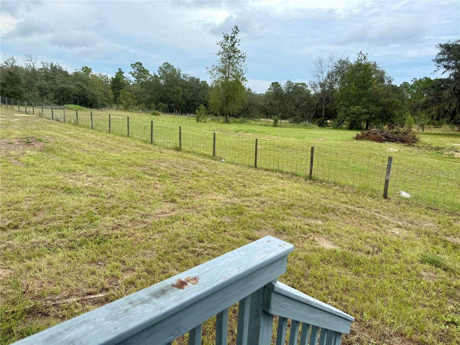 HILLS/FLORIDA WOODS - Residential