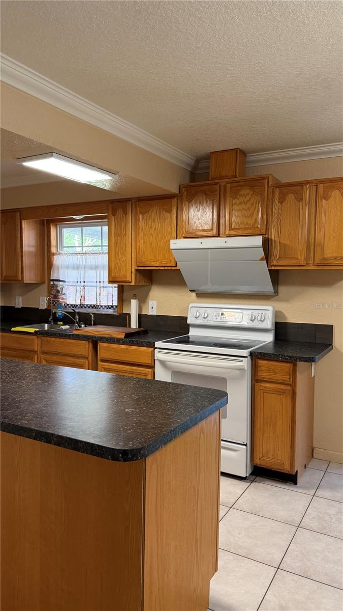 FOXMOOR UNIT 3 - Residential