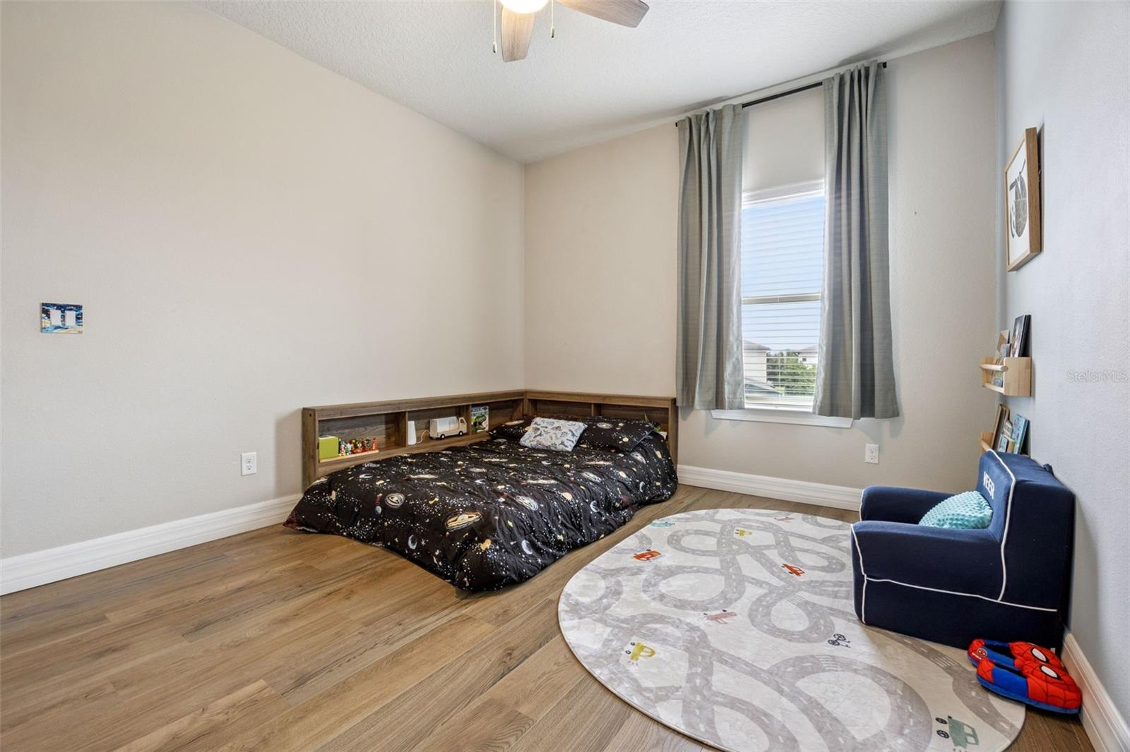 LAKEVIEW POINTE/HORIZON WEST P - Residential