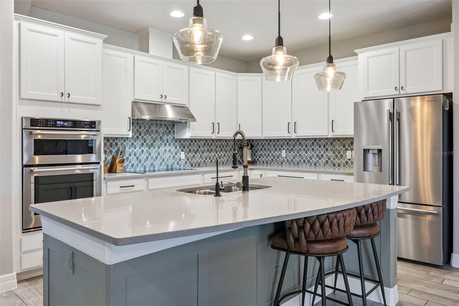 LAKEVIEW POINTE/HORIZON WEST P - Residential