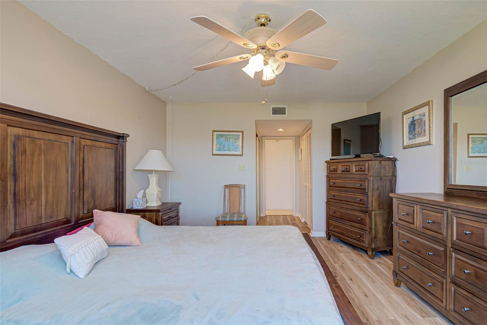 EMERALD POINTE PH 06 BLDG E - Residential