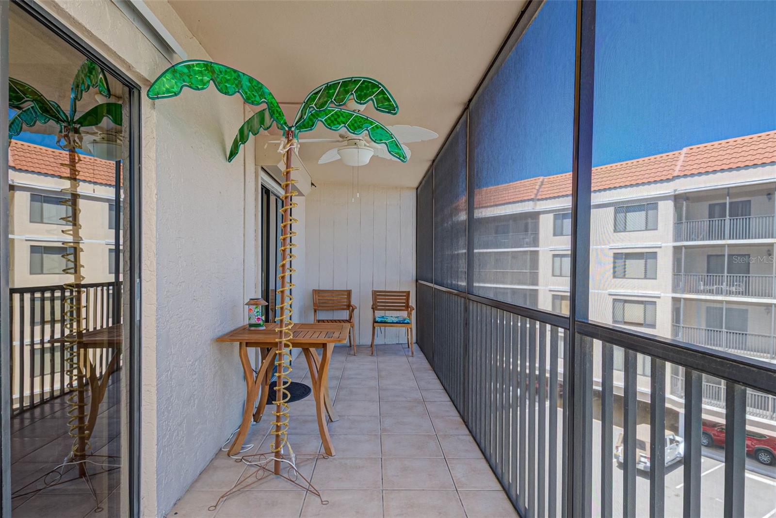 EMERALD POINTE PH 06 BLDG E - Residential