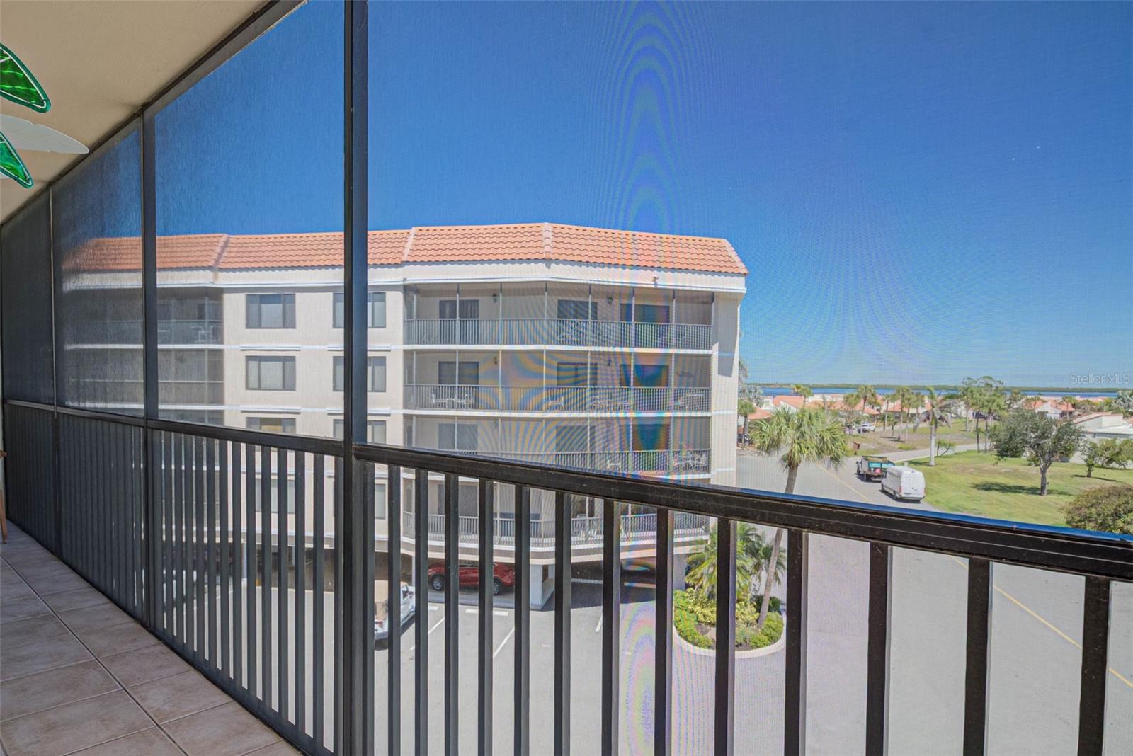 EMERALD POINTE PH 06 BLDG E - Residential