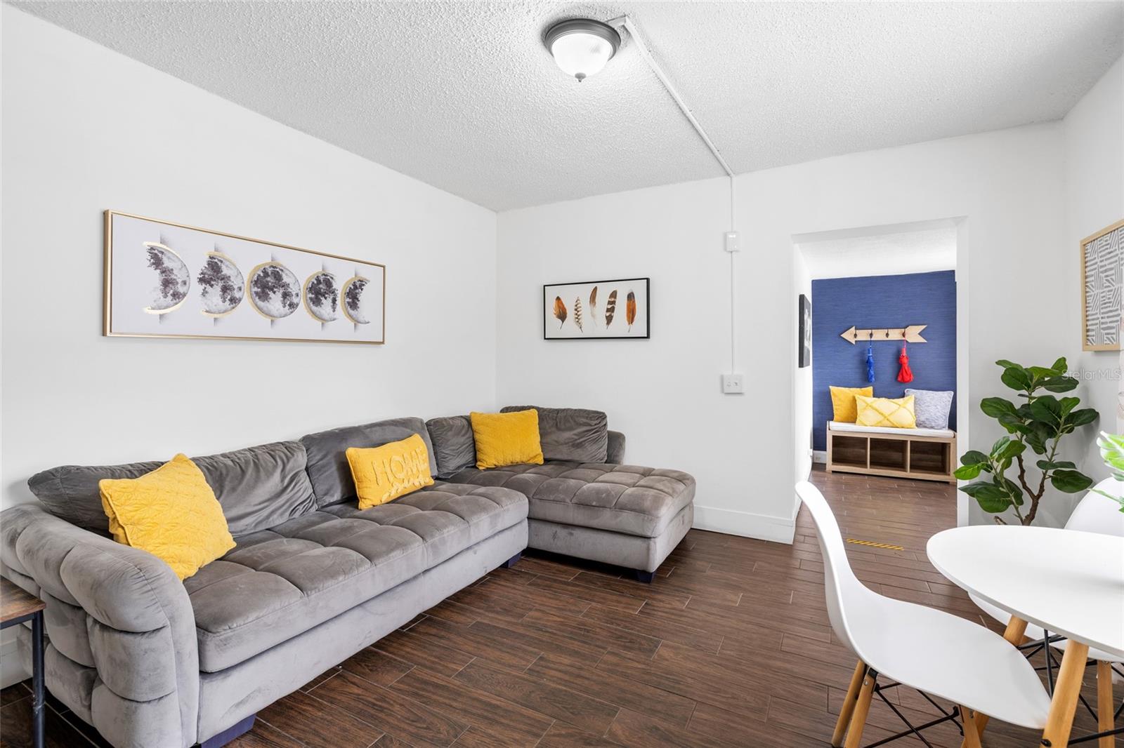 MANOR HILLS SUB - Residential